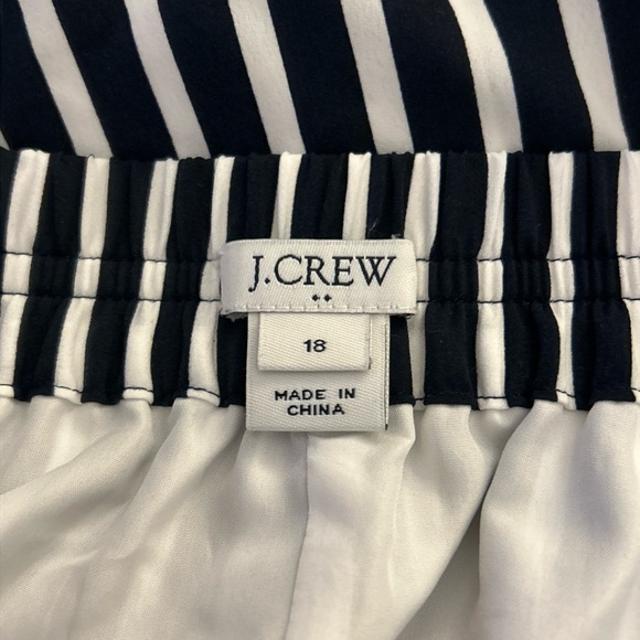 J. Crew Navy And Cream Striped Pleated Midi Skirt  Sz 18 - Picture 5 of 7